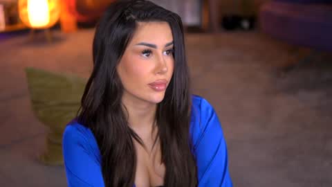 Snapshot of evazane chatting on 01.21.25 Eva online show from 01.21.25