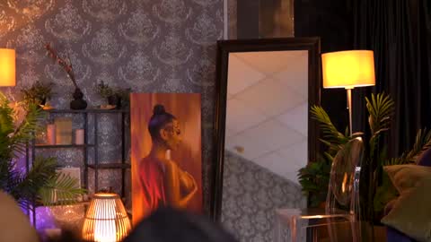 Snapshot of evazane chatting on 01.23.25 Eva online show from 01.23.25