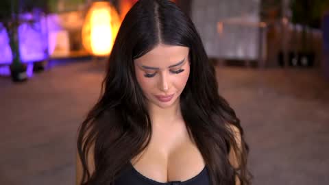 Snapshot of evazane chatting on 01.24.25 Eva online show from 01.24.25