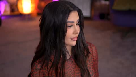 Snapshot of evazane chatting on 02.08.25 Eva online show from 02.08.25