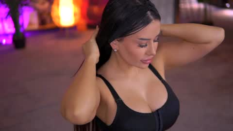 Snapshot of evazane chatting on 02.23.25 Eva online show from 02.23.25