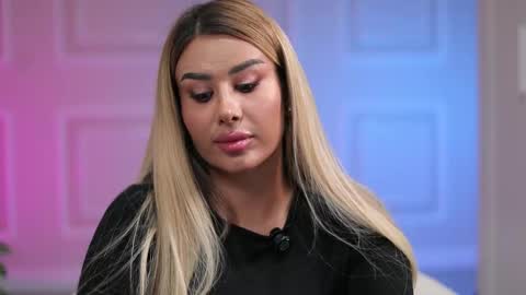 Snapshot of evazane chatting on 10.21.25 Eva online show from 10.21.25