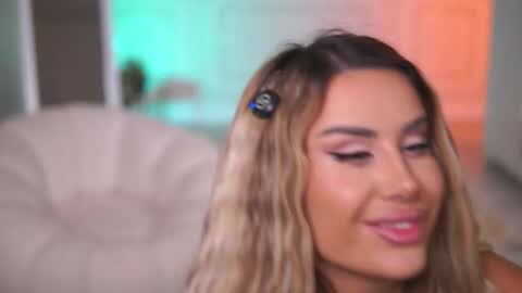 Snapshot of evazane chatting on 12.04.25 Eva online show from 12.04.25