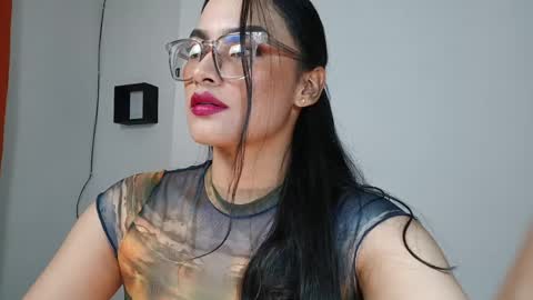 Snapshot of eve_rox18 chatting on 04.01.26 Eve Rox18 online show from 04.01.26