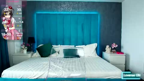 eveeevian online show from 11.11.25