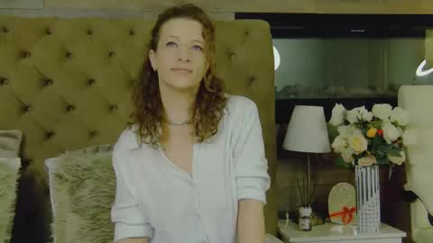 EveHamilton online show from 01.20.25