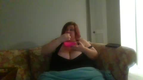 Snapshot of evehaspowers chatting on 02.06.25 Eve online show from 02.06.25