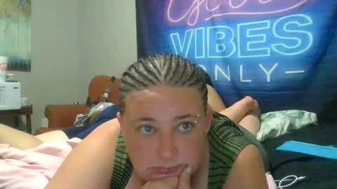 Snapshot of evehaspowers chatting on 09.16.25 Eve online show from 09.16.25