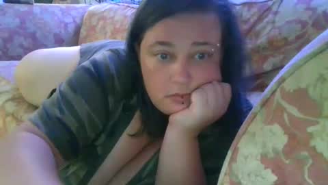 Snapshot of evehaspowers chatting on 10.04.25 Eve online show from 10.04.25