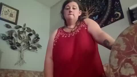 Snapshot of evehaspowers chatting on 11.05.25 Eve online show from 11.05.25