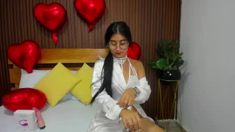 BELLA online show from 02.14.25