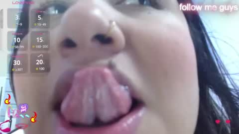 Snapshot of evelin_zaens chatting on 07.13.26 evelin zaens online show from 07.13.26