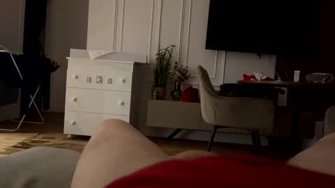MomDad online show from 12.04.24