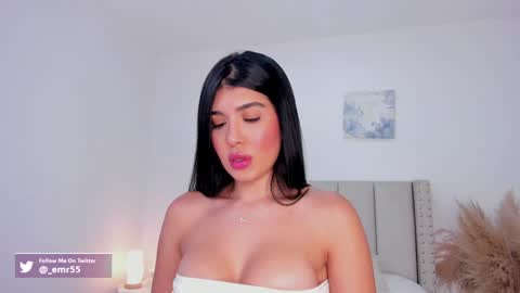 Snapshot of evelyn_montoya chatting on 12.20.24 Evelyn online show from 12.20.24