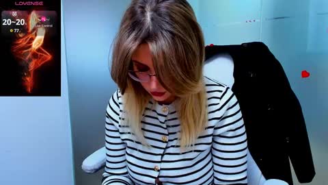 evelyne_rose online show from 02.26.25