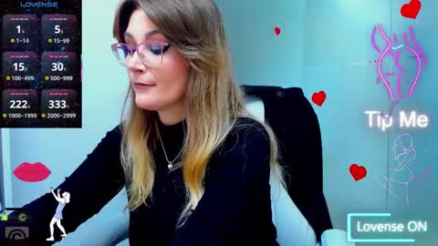 evelyne_rose online show from 11.10.25