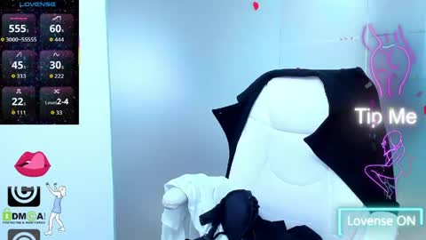 Snapshot of evelyne_rose chatting on 03.24.26 evelyne_rose online show from 03.24.26