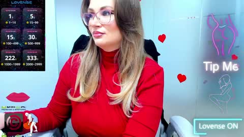 Snapshot of evelyne_rose chatting on 04.05.26 evelyne_rose online show from 04.05.26