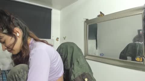 Snapshot of evelynesex chatting on 10.10.25 Evelyne online show from 10.10.25