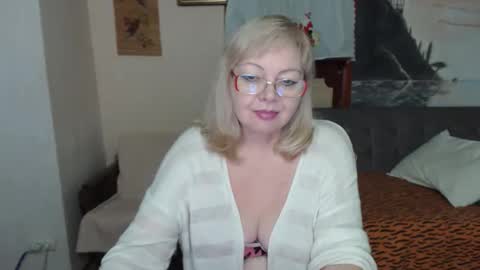 BarbaraBlondy online show from 12.16.25