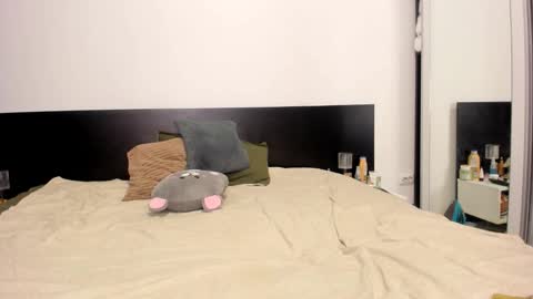 Evelyne online show from 03.06.26