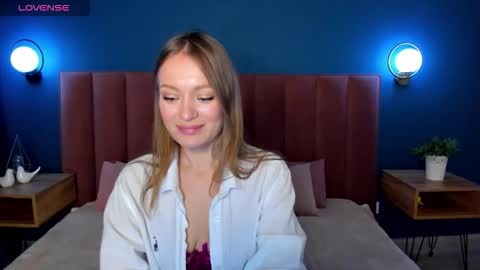 Evelyn online show from 09.10.25