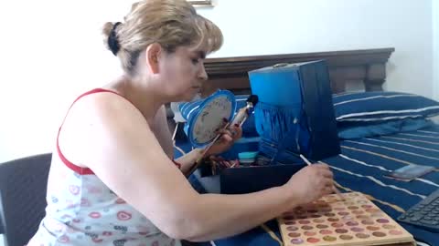 Snapshot of evelynsmithcol chatting on 07.15.26 Evelyn Smith online show from 07.15.26