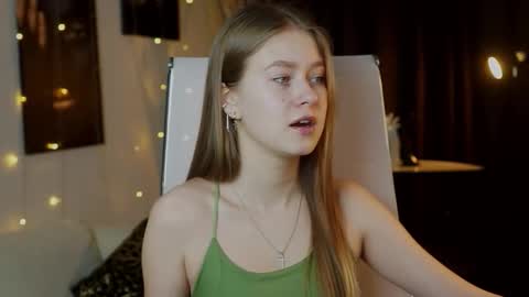 Snapshot of evemundie chatting on 01.17.26 Eve online show from 01.17.26