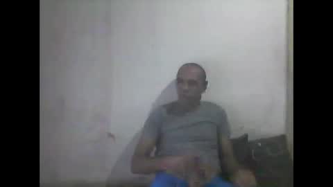 Snapshot of everaldosantos chatting on 12.23.24 everaldosantos online show from 12.23.24