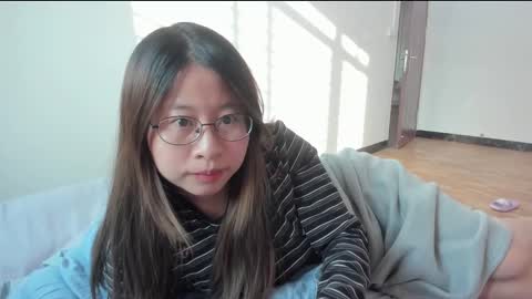 Snapshot of everhigh chatting on 12.28.24 Coco online show from 12.28.24