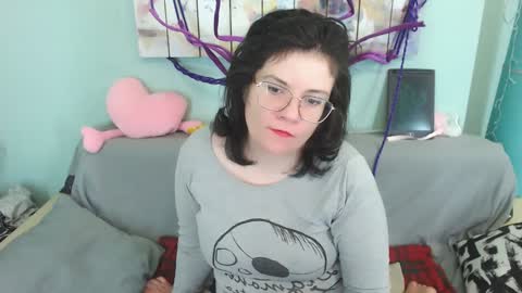 Everly online show from 12.21.24