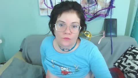 Everly online show from 12.25.24