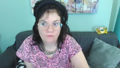 Everly online show from 01.11.25