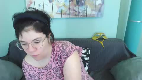 Everly online show from 02.14.25