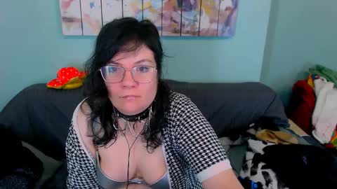 Everly online show from 04.02.26