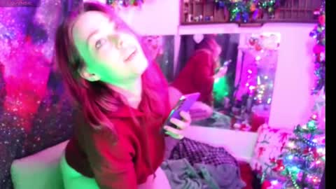 Evie online show from 12.13.24