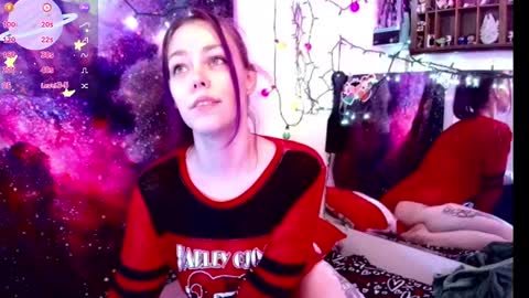 Evie online show from 02.27.25