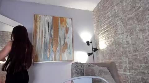 Snapshot of everyh chatting on 02.18.25 Sophia online show from 02.18.25