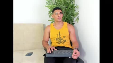 Snapshot of evessinn chatting on 06.02.26 luis online show from 06.02.26