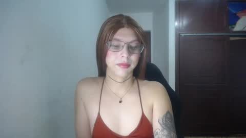 Snapshot of evi_kitty chatting on 05.02.26 Evi online show from 05.02.26