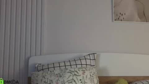 Snapshot of evi_woow chatting on 12.13.24 evi_woow online show from 12.13.24