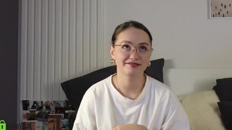 Snapshot of evi_woow chatting on 01.26.25 evi_woow online show from 01.26.25