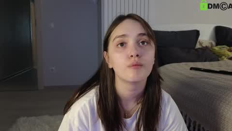 Snapshot of evi_woow chatting on 02.26.25 evi_woow online show from 02.26.25