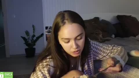 Snapshot of evi_woow chatting on 09.21.25 evi_woow online show from 09.21.25