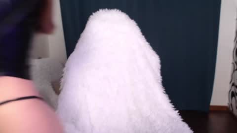 Vanessa Evian online show from 01.31.25