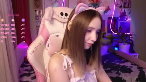 Snapshot of evie_rosen chatting on 04.22.26 Evie online show from 04.22.26