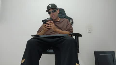evil_boss1 online show from 07.03.26