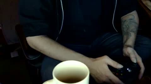 Snapshot of evilshadow41 chatting on 01.28.25 Shadow online show from 01.28.25