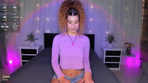 Snapshot of evoletbee chatting on 09.16.25 Evolet online show from 09.16.25