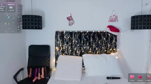 evvaa_moon online show from 12.20.25